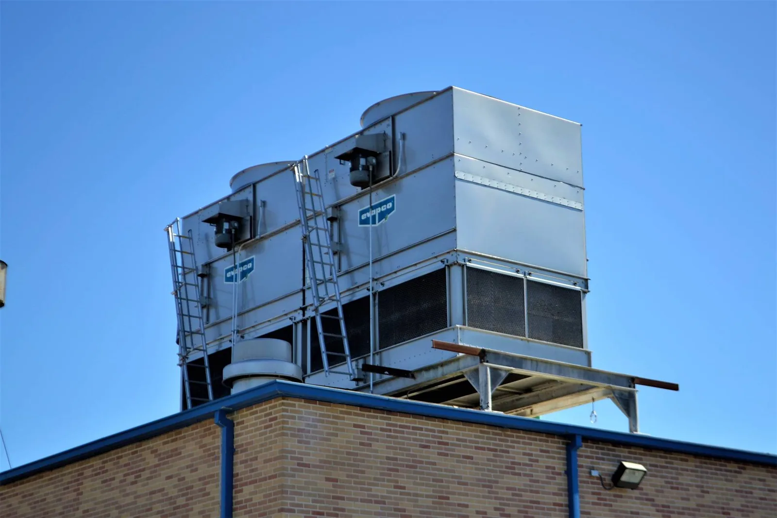 Commercial Rooftop Equipment Curb and Support Roofing in San Mateo, CA